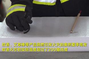 六台嘉宾谈莱万近期低迷：不是他个人的问题，巴萨整体表现下滑